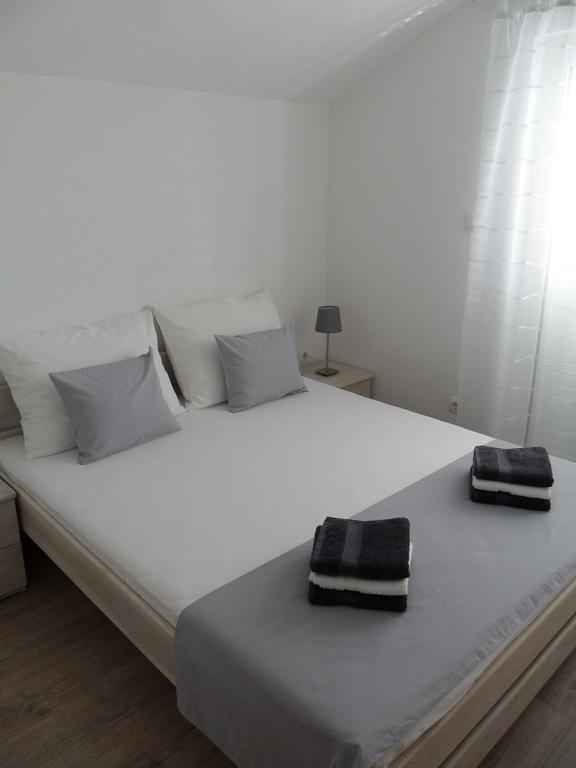 Apartmani Luka & Iva Šibenik Exterior foto